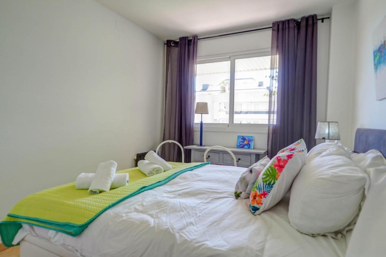 Mediterraneo Seaview Apartment By Hello Homes Сиджес Экстерьер фото