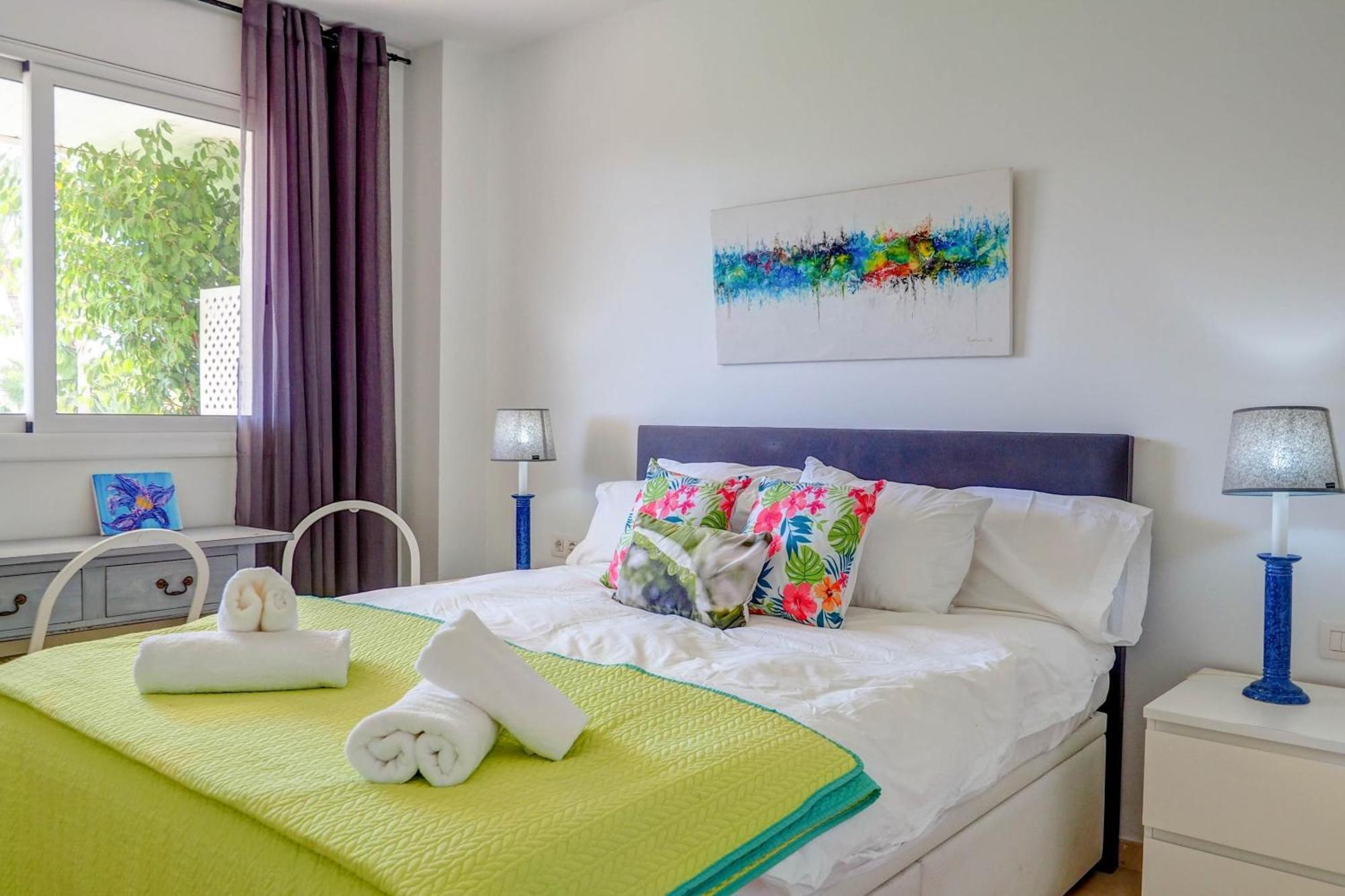 Mediterraneo Seaview Apartment By Hello Homes Сиджес Экстерьер фото