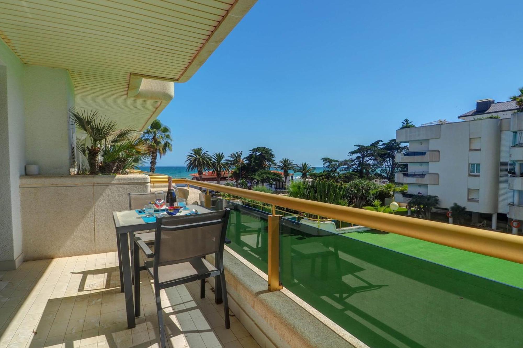 Mediterraneo Seaview Apartment By Hello Homes Сиджес Экстерьер фото