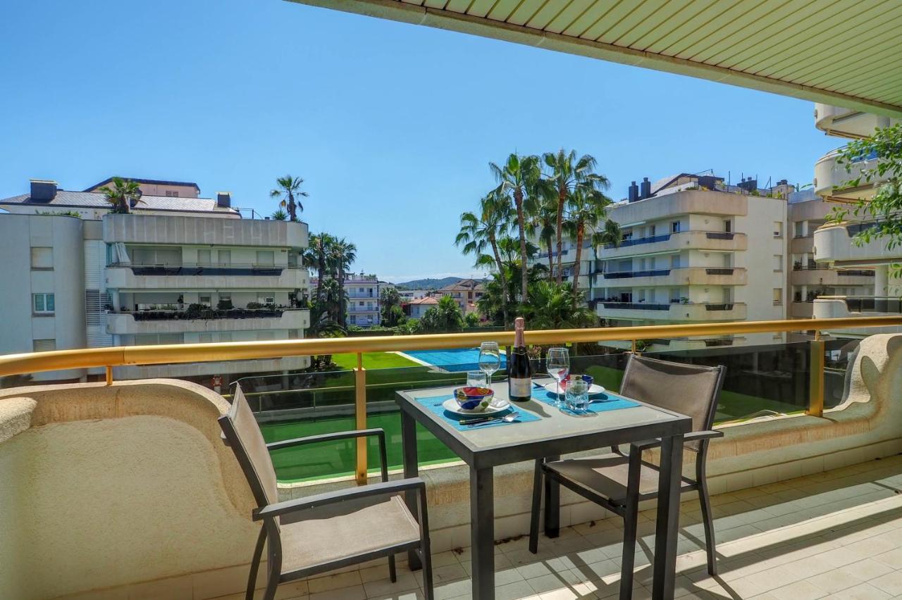 Mediterraneo Seaview Apartment By Hello Homes Сиджес Экстерьер фото