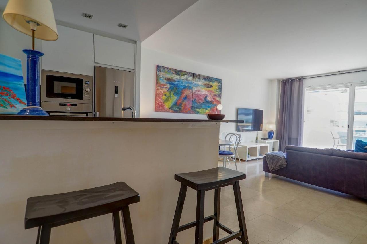 Mediterraneo Seaview Apartment By Hello Homes Сиджес Экстерьер фото